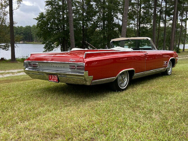 Oldsmobile Starfire 1964 image number 7