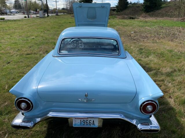 Ford Thunderbird 1957 image number 29