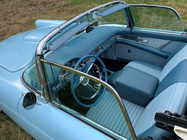 Ford Thunderbird 1957 image number 30