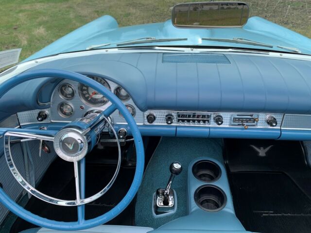 Ford Thunderbird 1957 image number 9