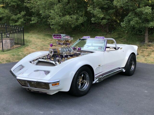 Chevrolet Corvette 1972 image number 2