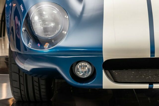 Shelby Daytona Coupe 1965 image number 18