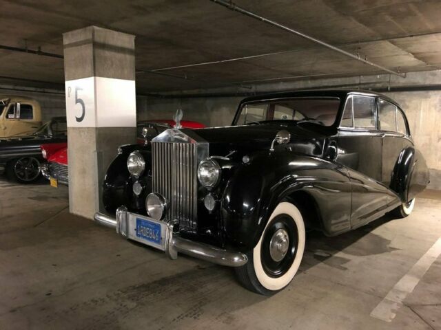 Rolls-Royce Wraith 1950 image number 10