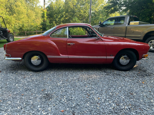 Volkswagen Karmann Ghia 1970 image number 3