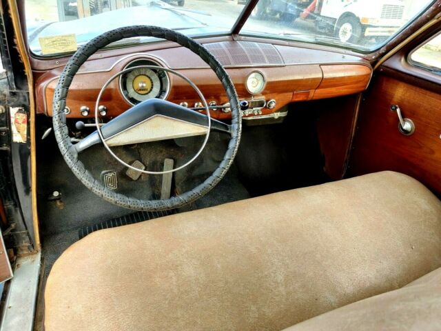 Ford Country Squire 1951 image number 13