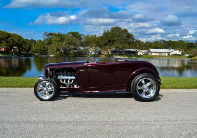 Ford Roadster 1932 image number 1