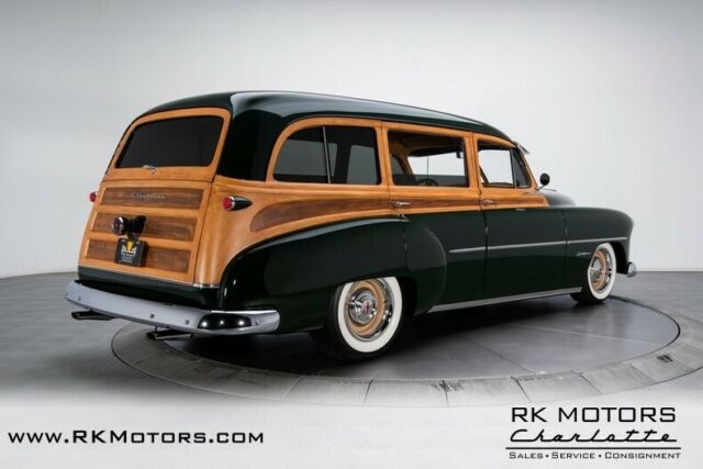 Chevrolet Deluxe Wagon 1952 image number 1