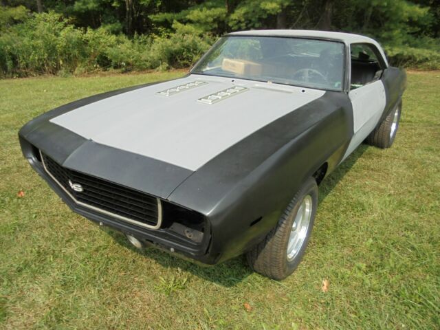 Chevrolet Camaro 1969 image number 2