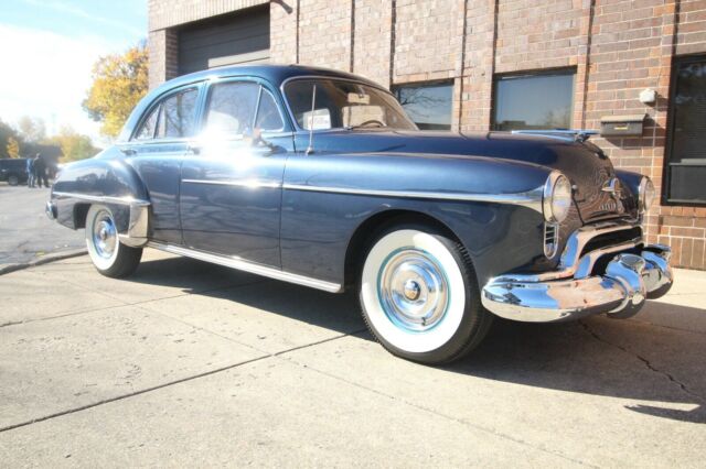 Oldsmobile Eighty-Eight 1950 image number 6