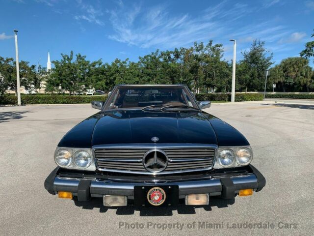 Mercedes-Benz 400-Series 1978 image number 17