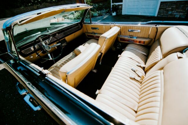 Lincoln Continental 1965 image number 17