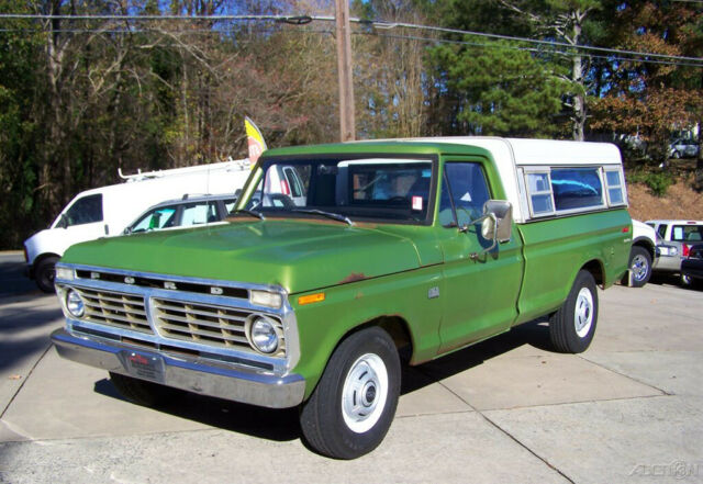 Ford F-250 1973 image number 2