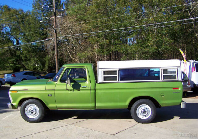 Ford F-250 1973 image number 31