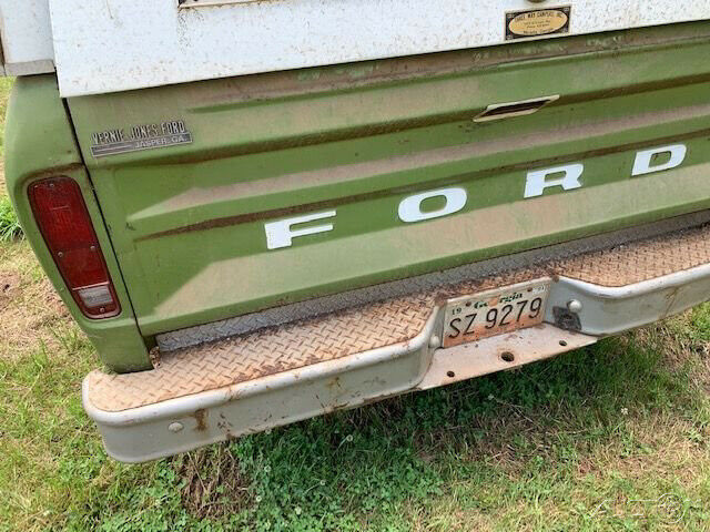 Ford F-250 1973 image number 34