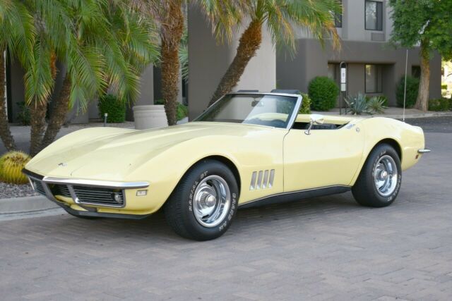 Chevrolet Corvette 1968 image number 0