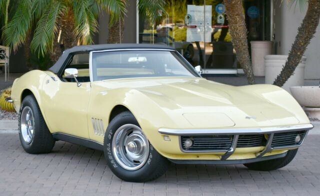 Chevrolet Corvette 1968 image number 2