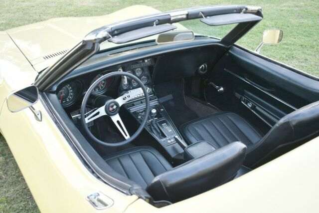 Chevrolet Corvette 1968 image number 28