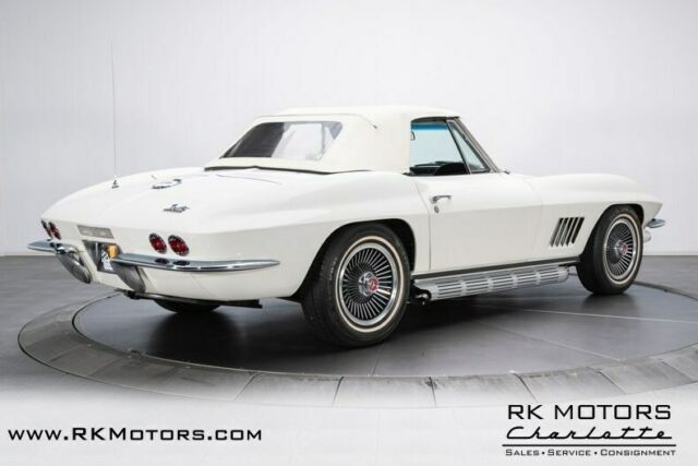 Chevrolet Corvette 1967 image number 32