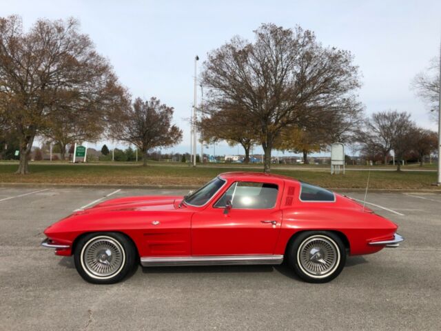 Chevrolet Corvette 1964 image number 31