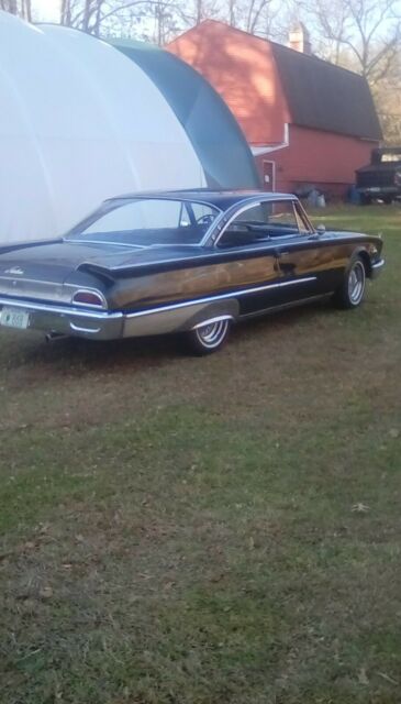 Ford Galaxie 1960 image number 16