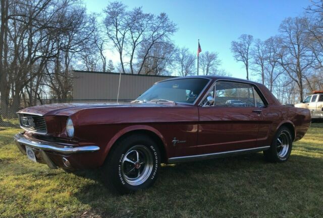 Ford Mustang 1966 image number 19