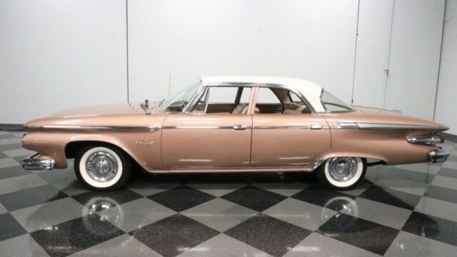 Plymouth Fury 1961 image number 2