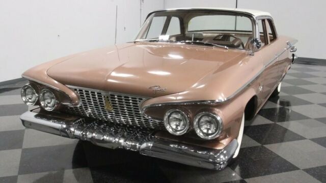 Plymouth Fury 1961 image number 44