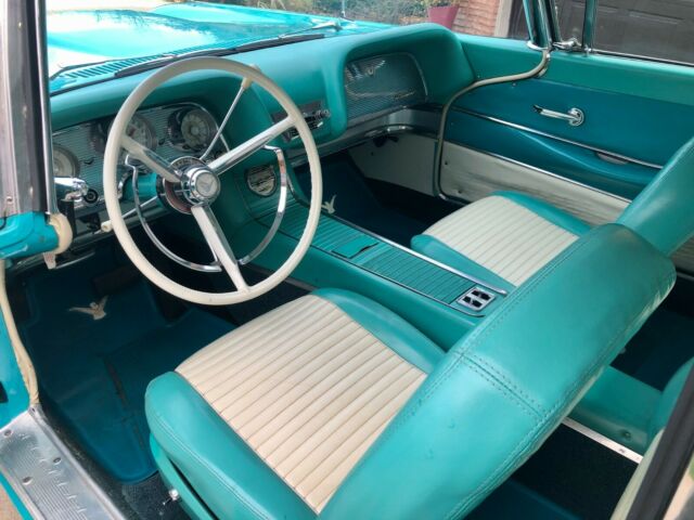 Ford Thunderbird 1959 image number 14