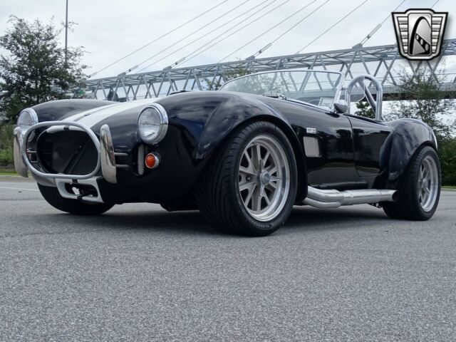 AC Cobra 1965 image number 14