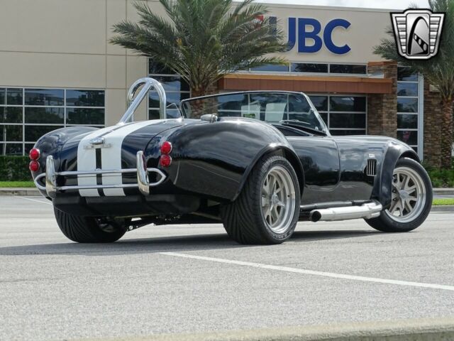 AC Cobra 1965 image number 30