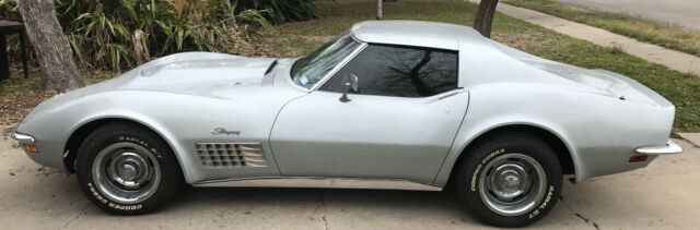 Chevrolet Corvette 1970 image number 0