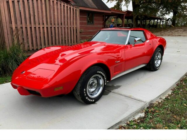 Chevrolet Corvette 1976 image number 0