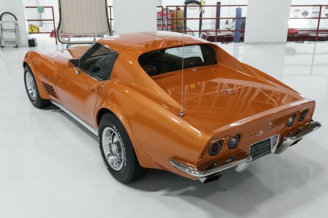 Chevrolet Corvette 1972 image number 3