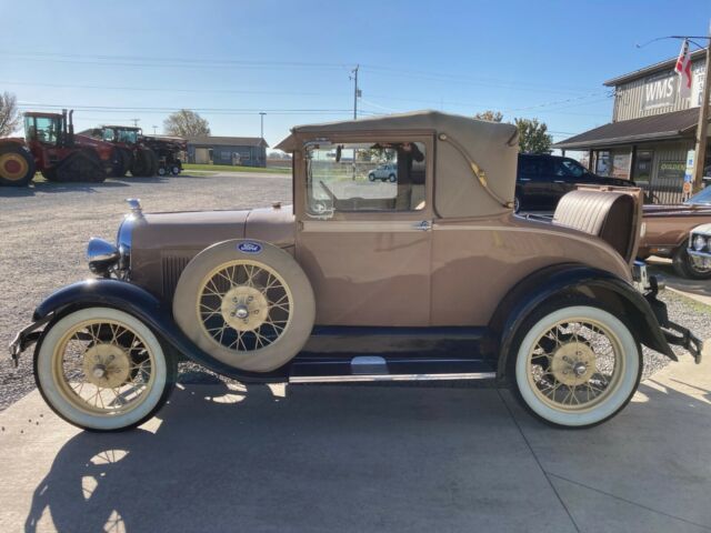 Ford Model A 1928 image number 1