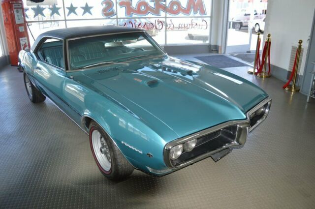 Pontiac Firebird 1968 image number 18