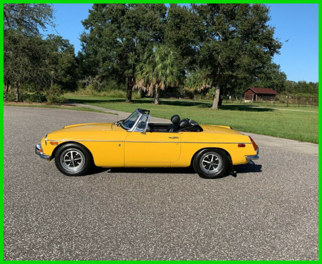 MG MGB 1972 image number 0