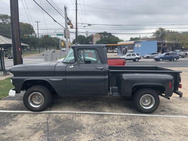 Chevrolet Apache 1960 image number 2