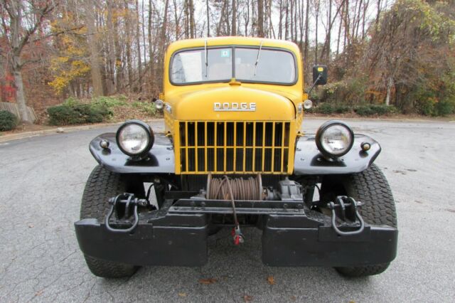 Dodge Power Wagon 1946 image number 31