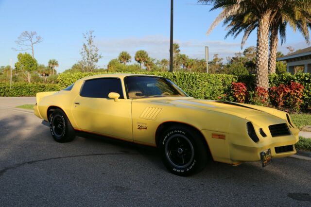 Chevrolet Camaro 1978 image number 2