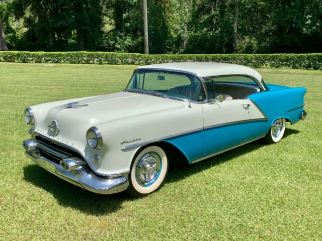 Oldsmobile Ninety-Eight 1954 image number 23