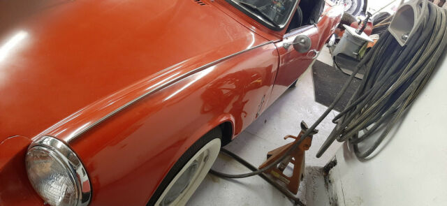 Triumph Spitfire 1964 image number 2