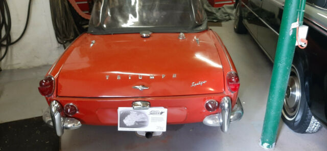 Triumph Spitfire 1964 image number 25