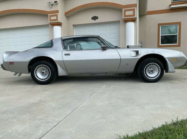 Pontiac Trans Am 1979 image number 1