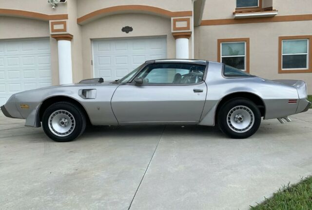 Pontiac Trans Am 1979 image number 28