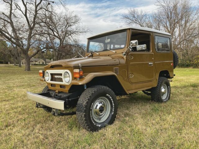 Toyota Land Cruiser 1976 image number 0