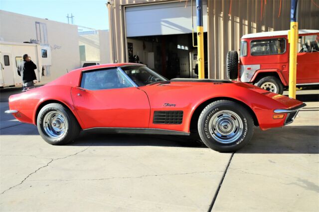 Chevrolet Corvette 1971 image number 3