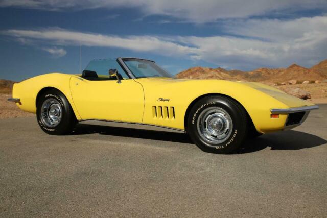 Chevrolet Corvette 1969 image number 2