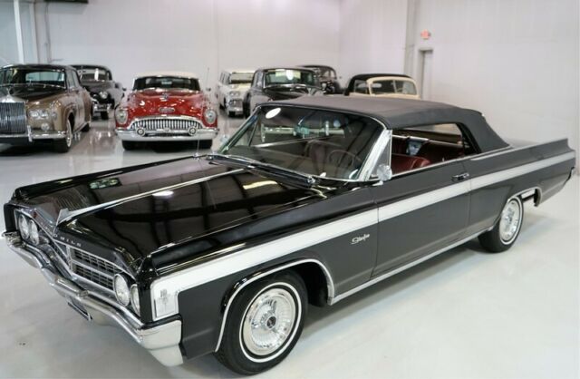 Oldsmobile Starfire 1963 image number 22