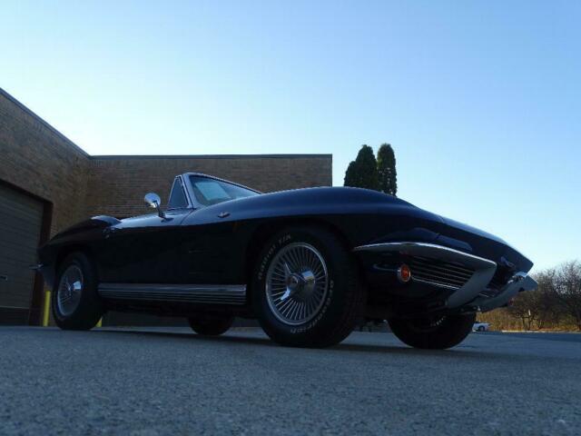 Chevrolet Corvette 1964 image number 20