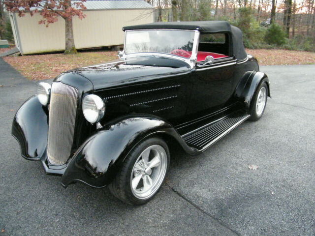 Plymouth Custom 1933 image number 0